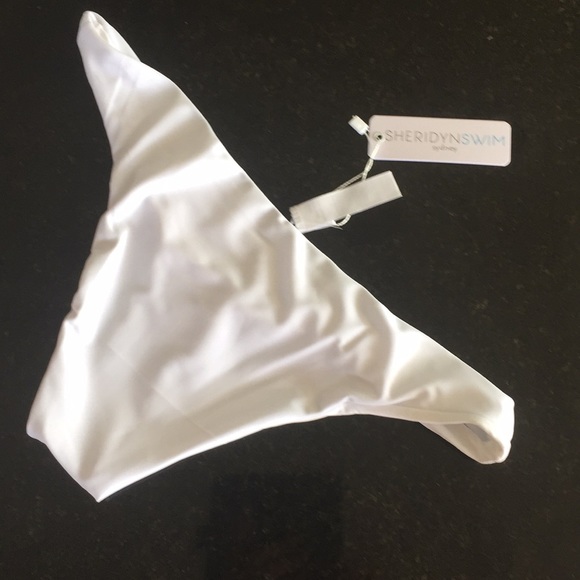 High leg seamless cheeky bikini bottoms - Picture 3 of 6